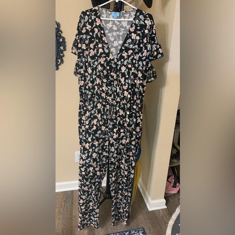 CeCe jumpsuit sz XL super soft fabric